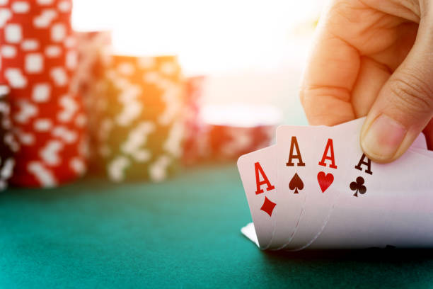 Mastering Poker Hands: Understanding the Order, Top 10 Hands, Odds, Table of Hands, Card Rankings